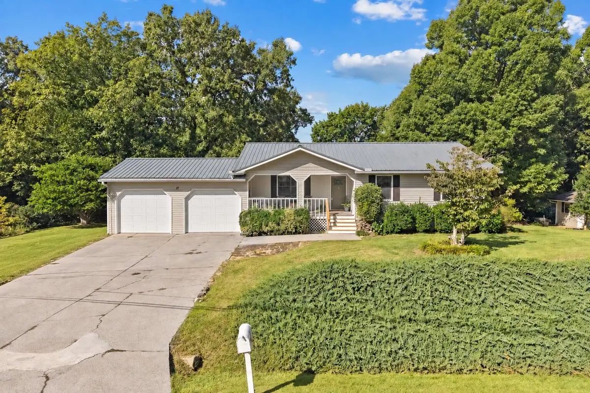 17 Pine Street E, Chatsworth, GA 30705 - #1