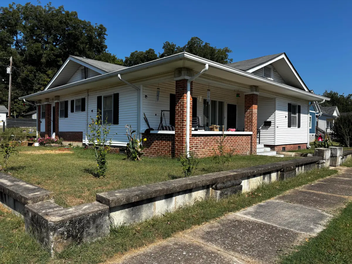1018 Elm Avenue, South Pittsburg, TN 37380 - #1