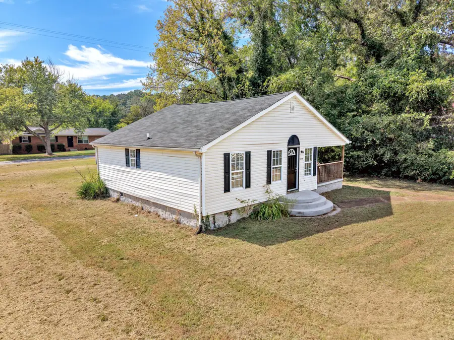 3206 Dyer Street, Chattanooga, TN 37411 - #3