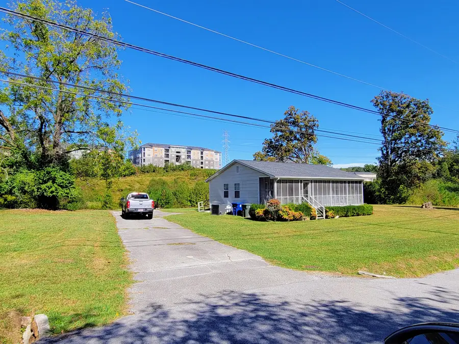 8411 Sanders Road, Ooltewah, TN 37363 - #2