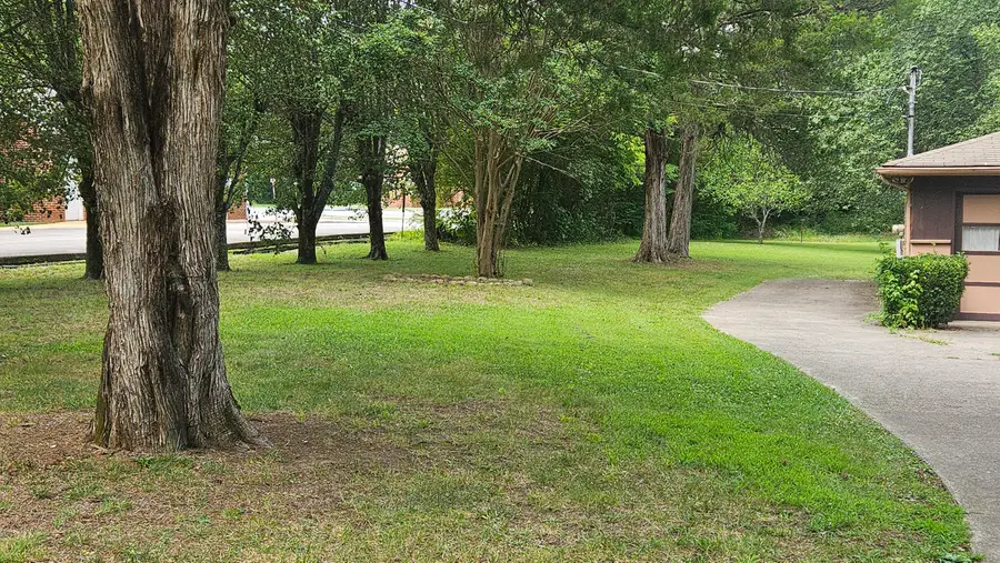 7465 &7467 Pinewood Drive, Chattanooga, TN 37421 - #3