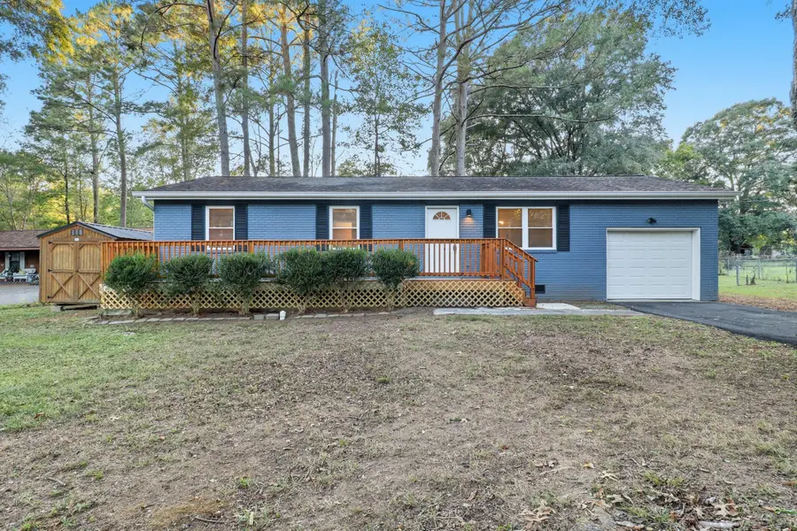 106 Park Street, Chickamauga, GA 30707 - #2