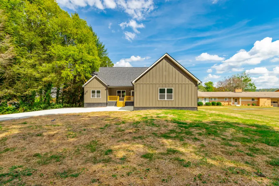 2039 Linwood Circle, Soddy Daisy, TN 37379 - #3