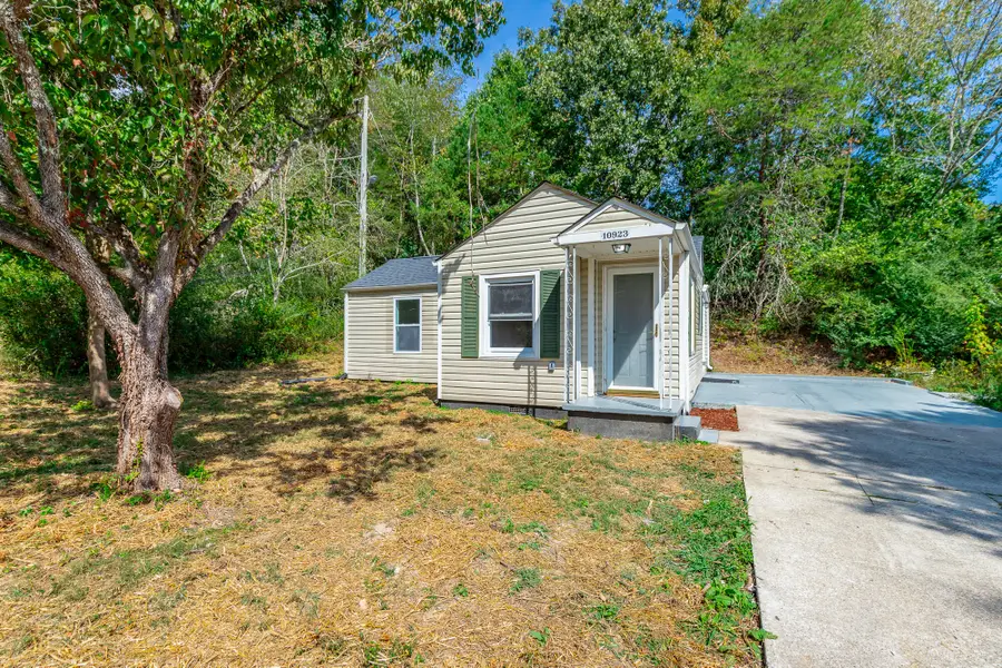 10923 Jenkins Circle, Soddy Daisy, TN 37379 - #3