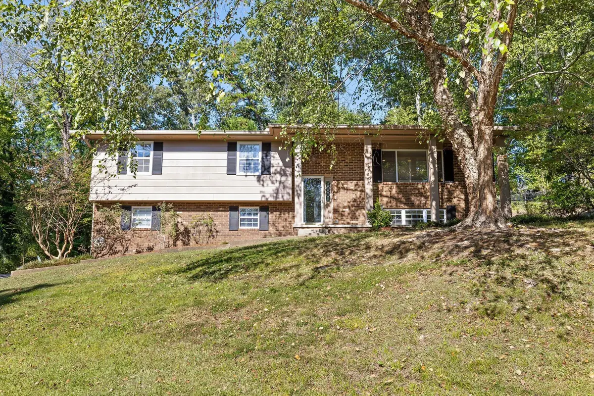 6218 Glenridge Lane, Hixson, TN 37343 - #1