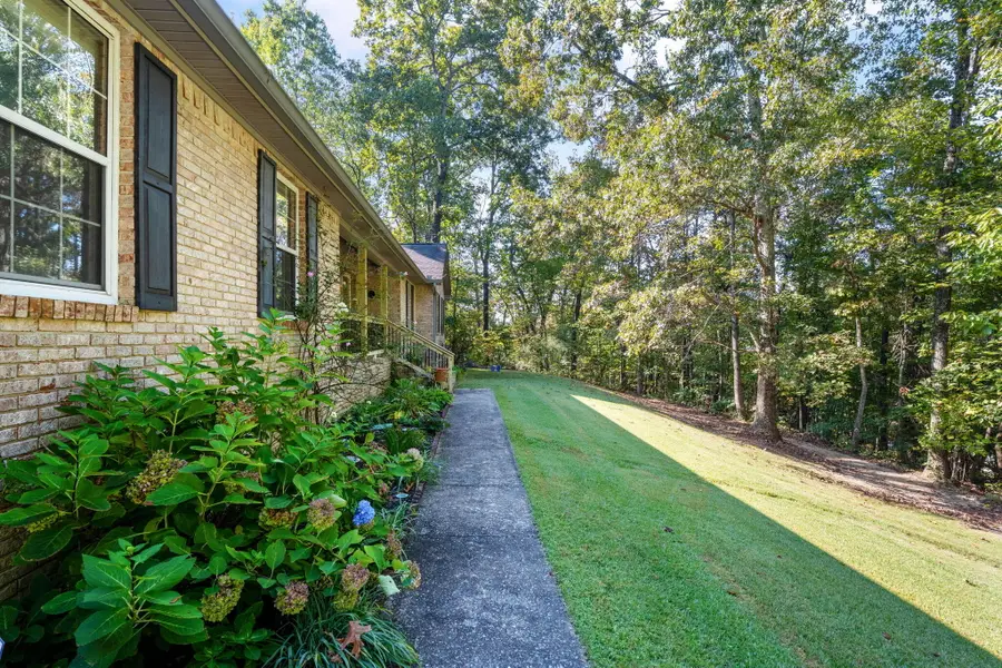 9016 Dallas Hollow Road, Soddy Daisy, TN 37379 - #2