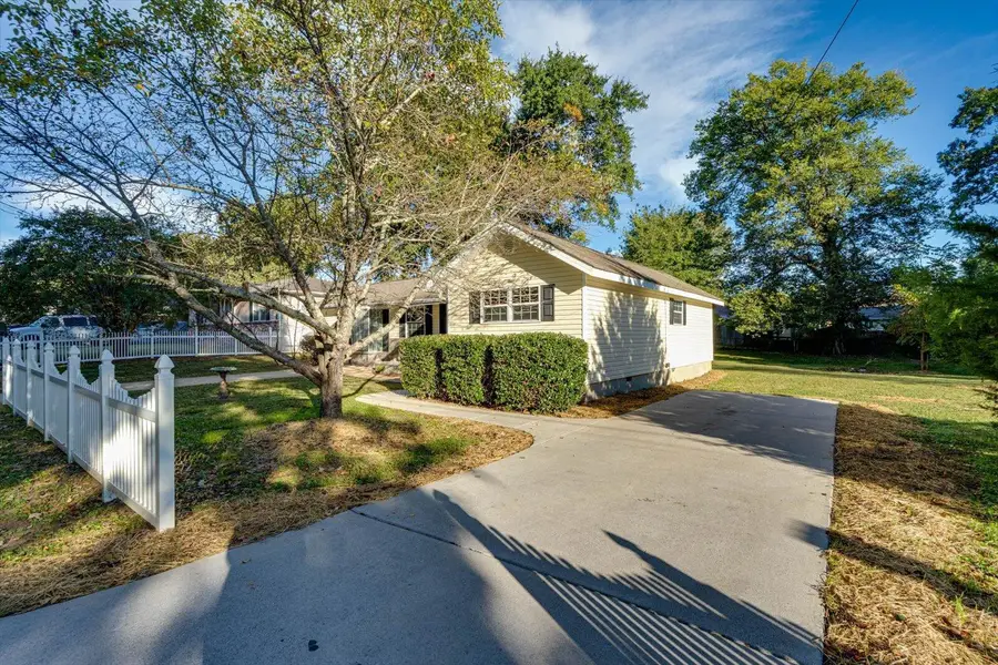 70 Lawrence Drive, Rossville, GA 30741 - #3