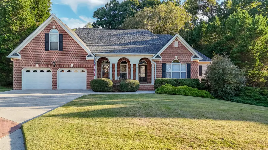 826 Brooke Stone Drive, Soddy Daisy, TN 37379 - #3
