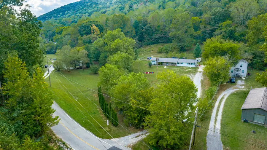 11169 Loop Road, Soddy Daisy, TN 37379 - #3
