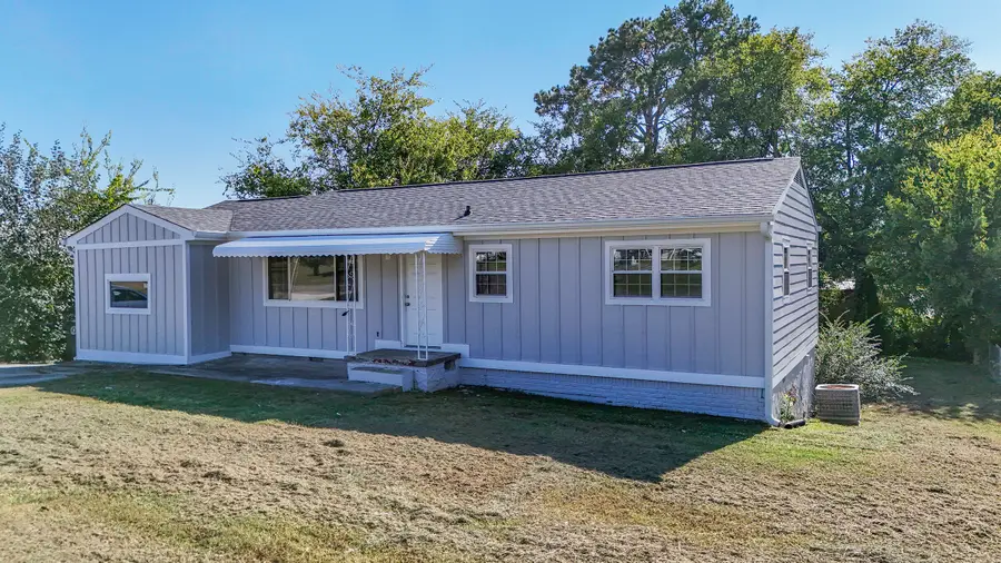 122 Howard Drive, Fort Oglethorpe, GA 30742 - #2