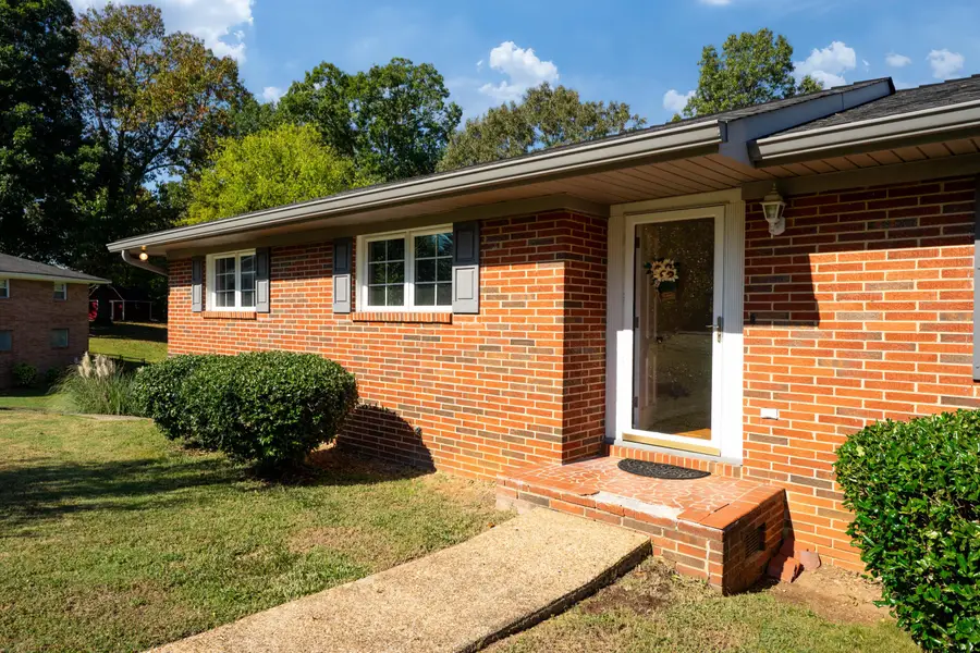 1417 Anna Street, Hixson, TN 37343 - #3