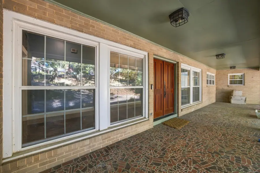 1826 Crestwood Drive, Chattanooga, TN 37415 - #2