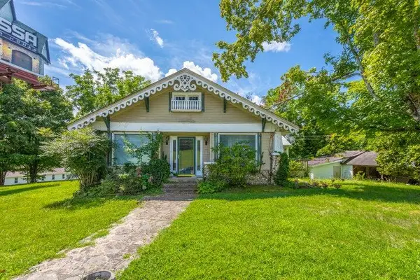 9514 E Brainerd Road, Chattanooga, TN 37421