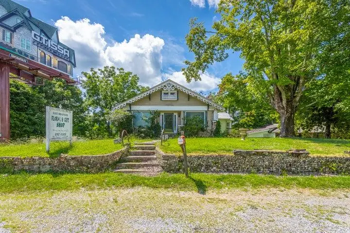9514 E Brainerd Road, Chattanooga, TN 37421 - #3