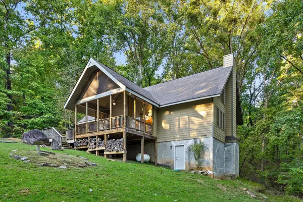 3947 W Road, Signal Mountain, TN 37377