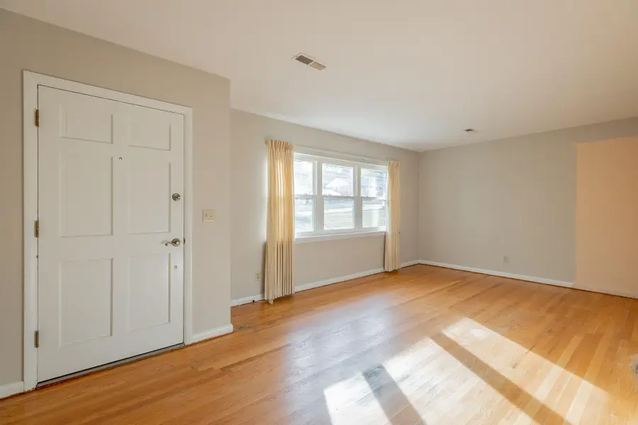 417 Bouton Drive, Chattanooga, TN 37415 - #3