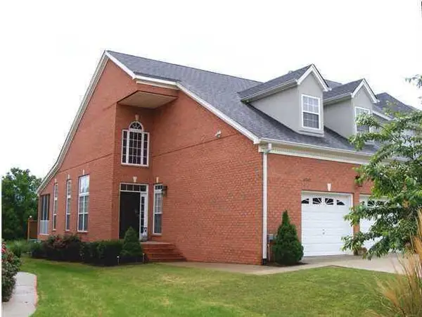 8265 Double Eagle Court, Ooltewah, TN 37363