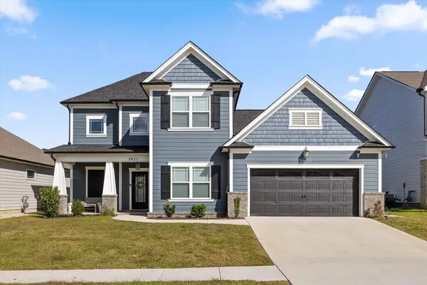 8821 Knolling Loop, Ooltewah, TN 37363