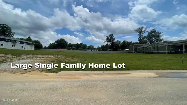 Red Oak Drive, Crossville, TN 38555