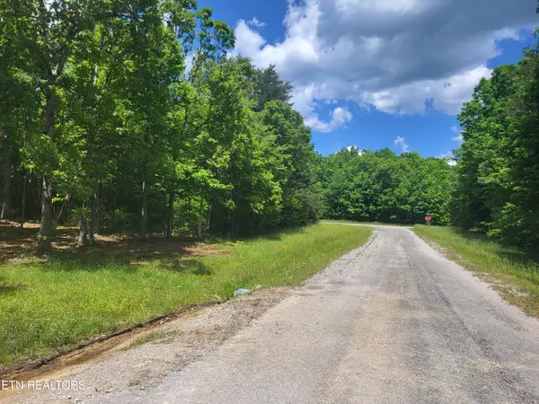 Thistle Road, Monterey, TN 38574