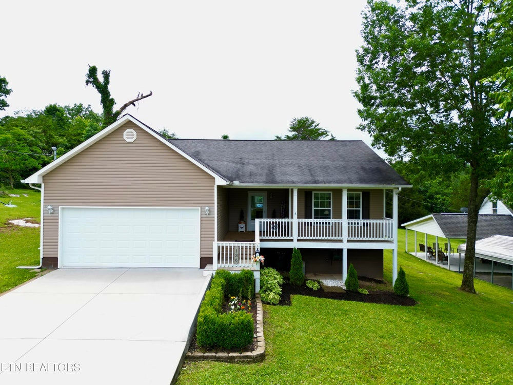 136 Sandy Circle, LaFollette, TN 37766 BHGRE