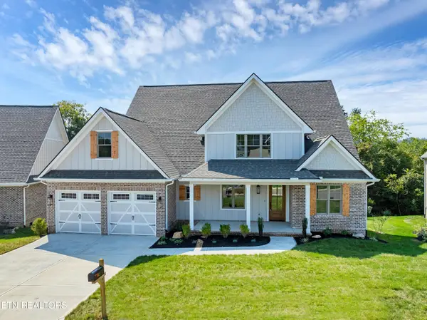 2412 Misty Mountain Circle, Knoxville, TN 37932