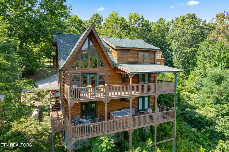 1424 Rocky Top Way, Townsend, TN 37882 - #3