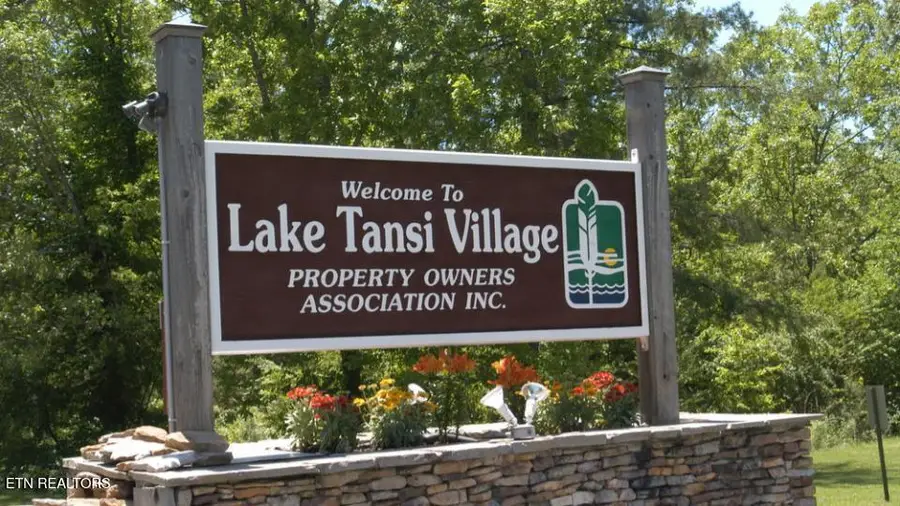 9042 Mineola Tr, Crossville, TN 38572 - Image #2