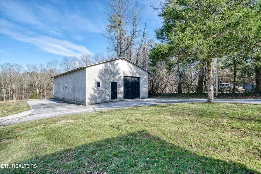 183 Thompson Lane, Crossville, TN 38555 - Image #2