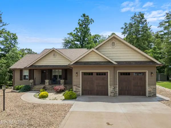 12 Edgemere Court, Crossville, TN 38558