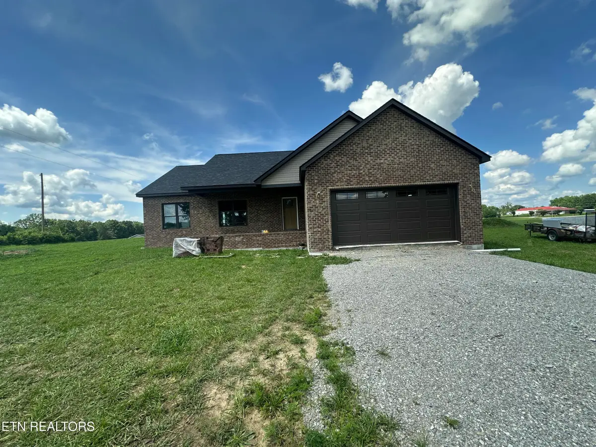 238 Thacker Rd, Grimsley, TN 38565 - Image #1