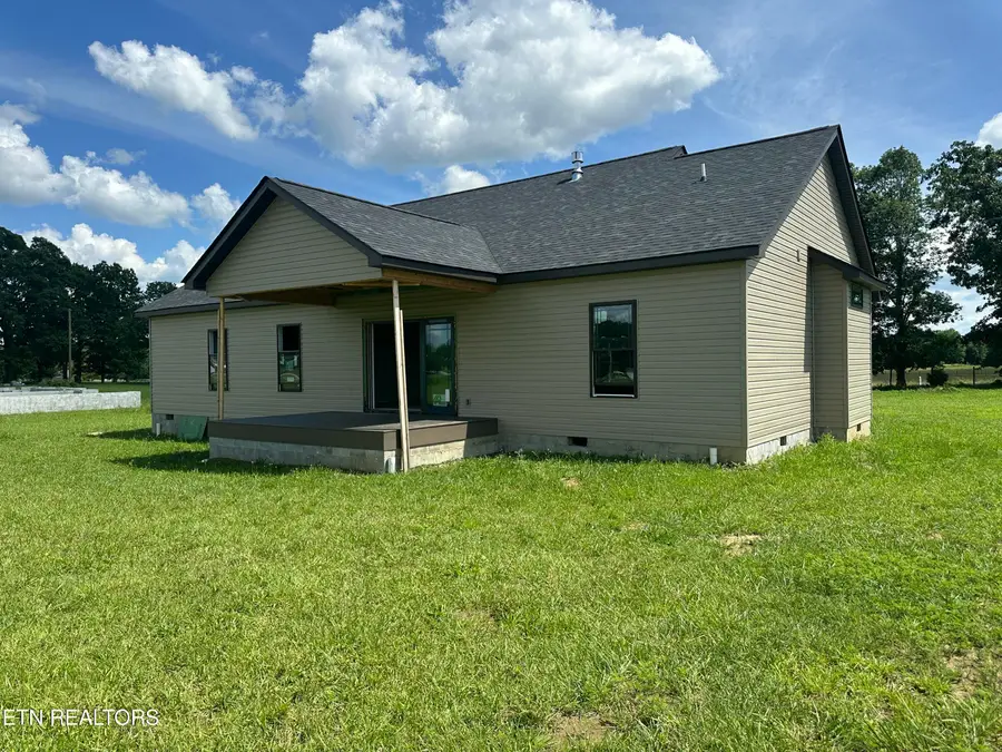 238 Thacker Rd, Grimsley, TN 38565 - Image #2