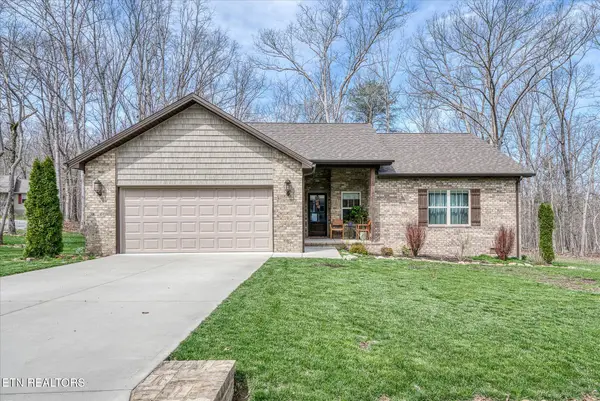 138 Hunterwood Lane, Crossville, TN 38558