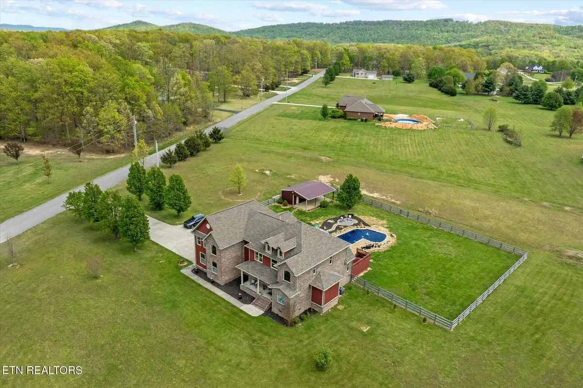 915 Brotherton Drive, Cookeville, TN 38506 - Image #1