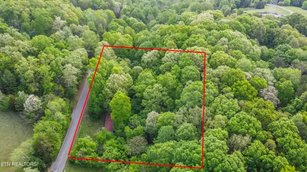 960 Corinth Church Rd, Loudon, TN 37774