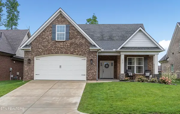 1612 Sugarfield Lane, Knoxville, TN 37932