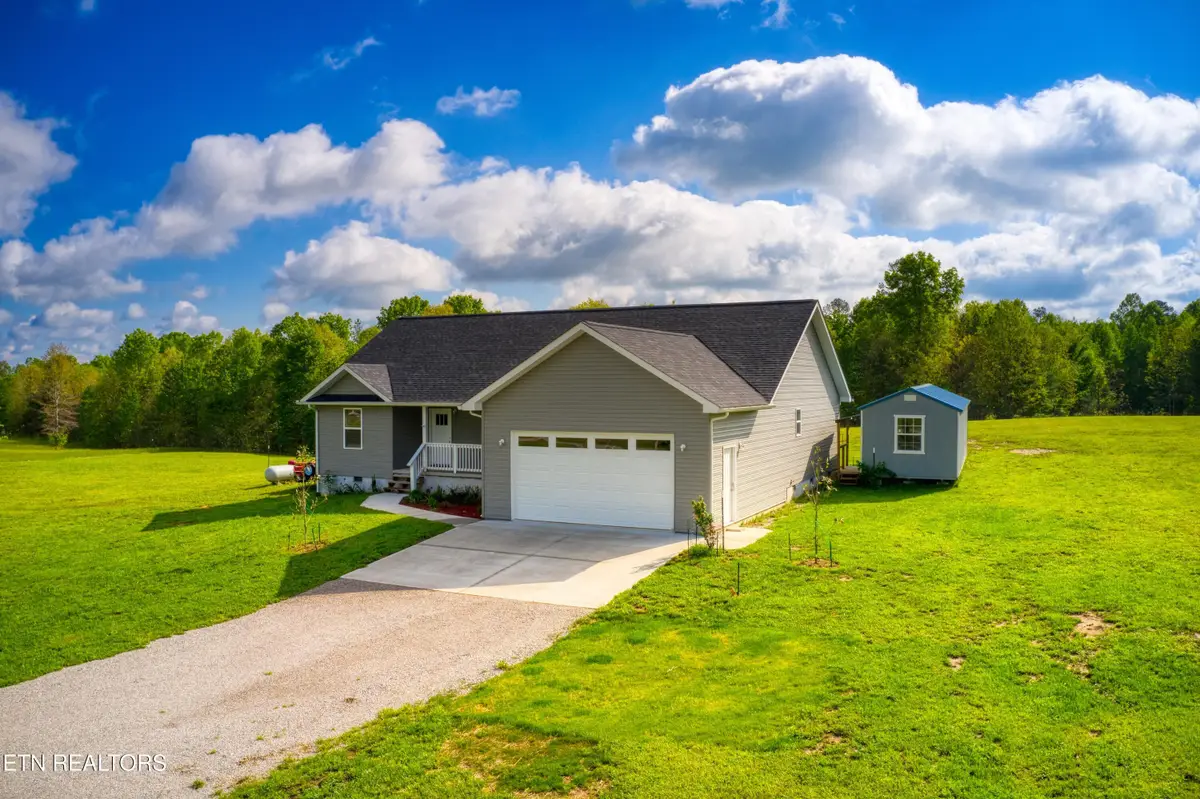 508 Stone Cliff Lane, Jamestown, TN 38556 - Image #1