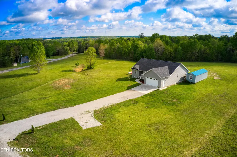 508 Stone Cliff Lane, Jamestown, TN 38556 - Image #3