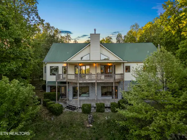 513 Cumberland Cove Rd, Monterey, TN 38574