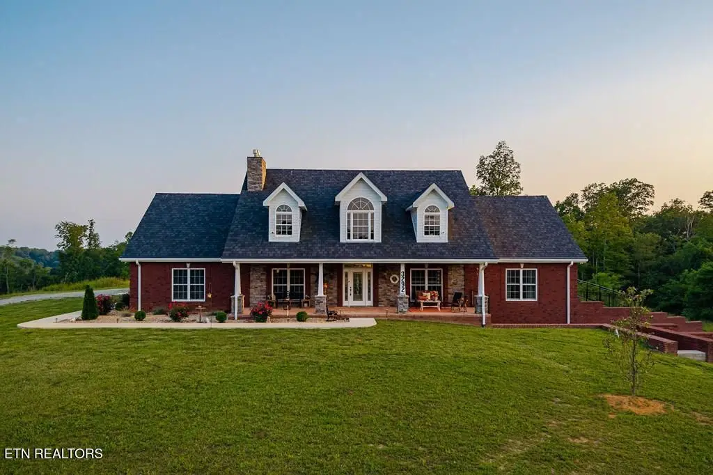 3292 Moss Arcott Rd, Celina, TN 38551 - Image #1