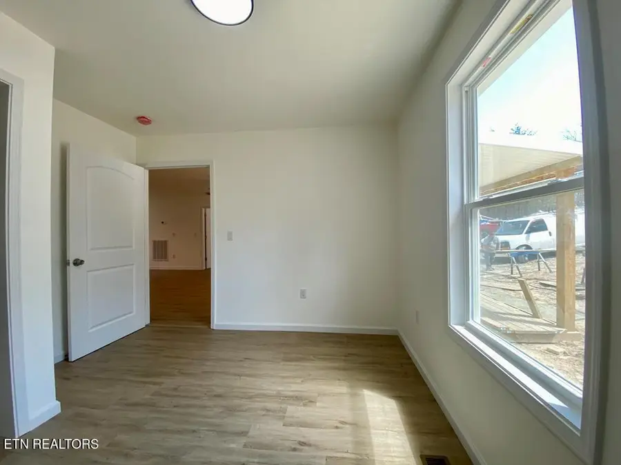 6383 Valley View Rd, Crossville, TN 38572 - Image #2