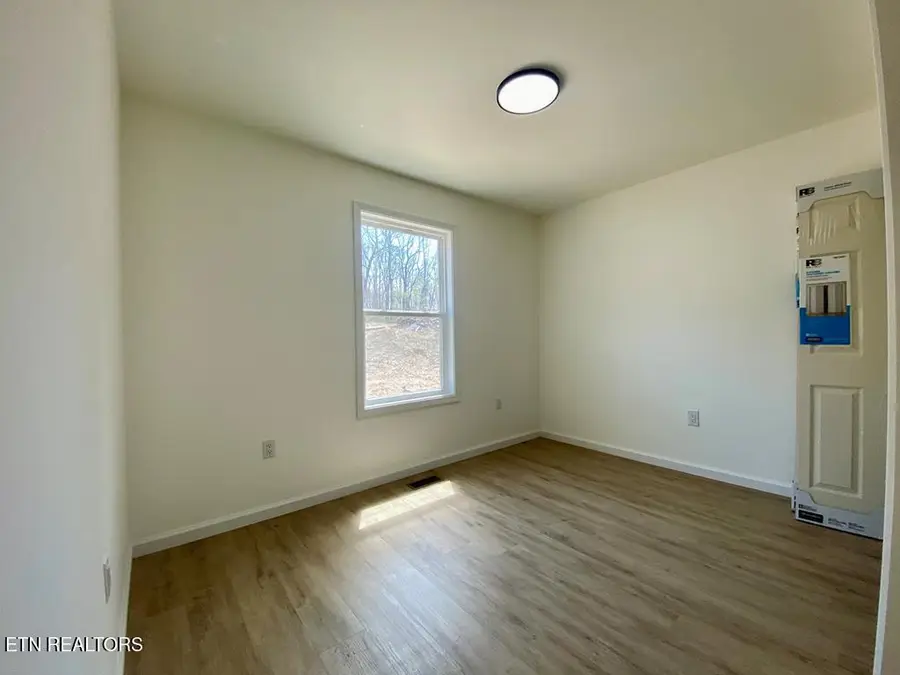 6383 Valley View Rd, Crossville, TN 38572 - Image #3