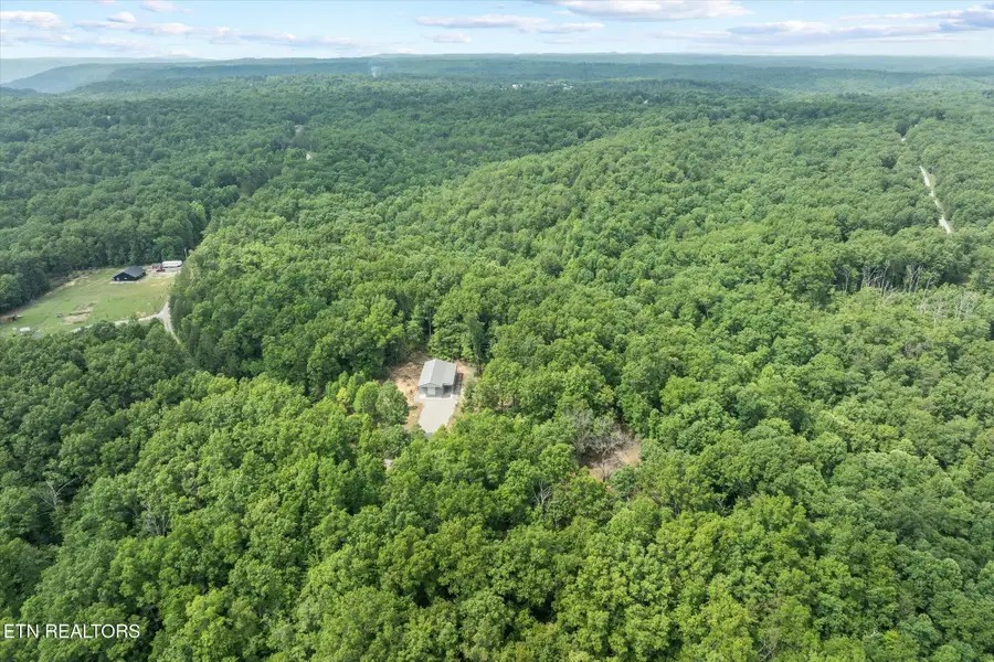 280 Paradise Lane, Crawford, TN 38554 - Image #3