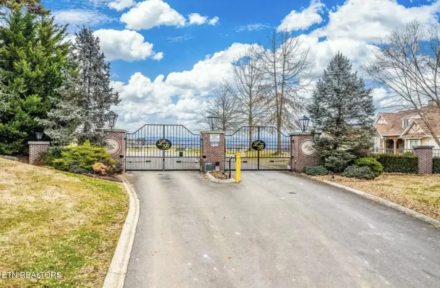 1221 Legacy Bay Dr, Mooresburg, TN 37811 - #2