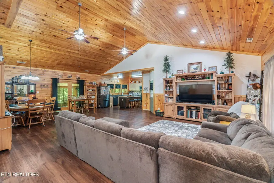 1668 Deerwood Rd, Newport, TN 37821 - #2