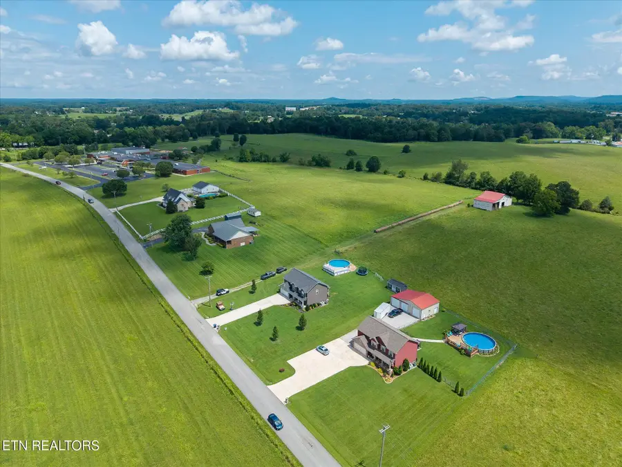 366 S Bunker Hill Rd, Sparta, TN 38583 - Image #2