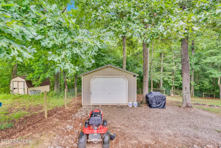 7869 Hilham Rd, Cookeville, TN 38506 - Image #2