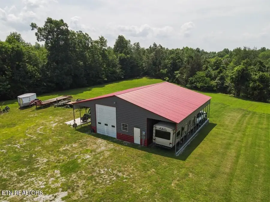 933 Airport Rd, Livingston, TN 38570 - Image #2