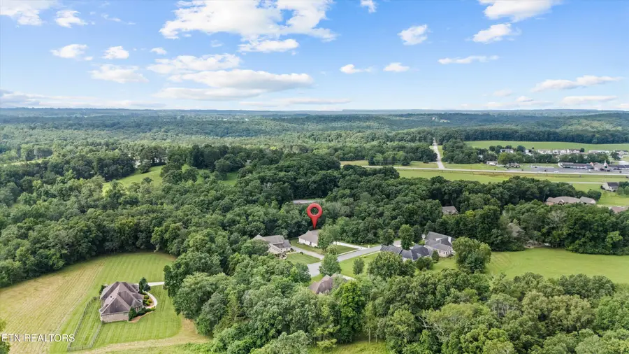 230 Tomlon Rd, Crossville, TN 38555 - Image #2