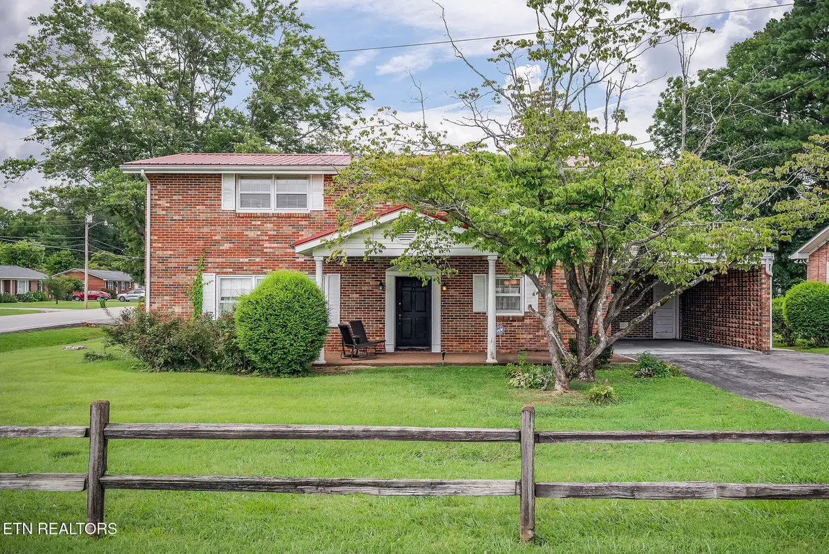 420 Polk St, Sparta, TN 38583 - Image #1